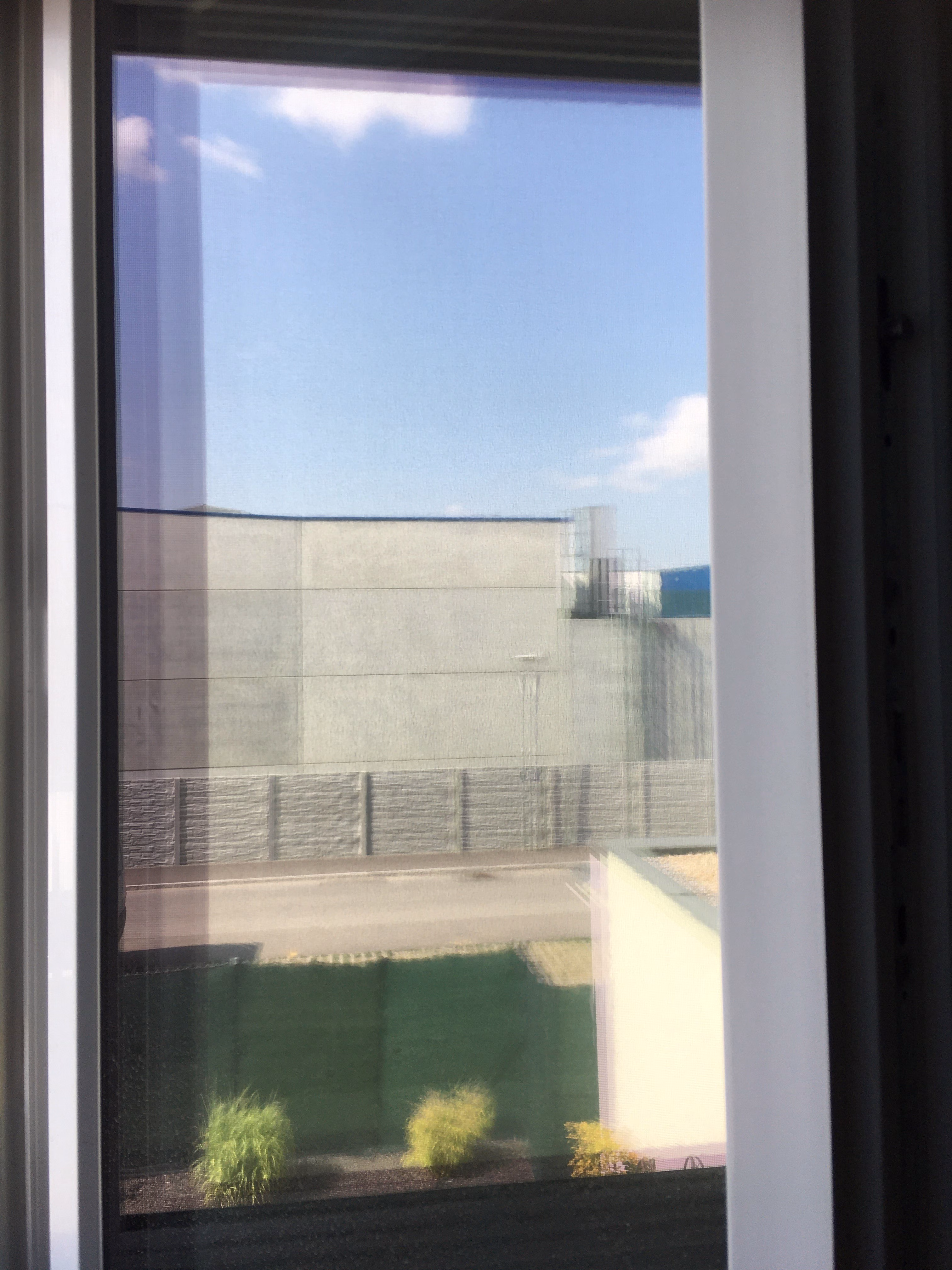 kleberlose Sonnenschutzfolie silber mittel verspiegelt