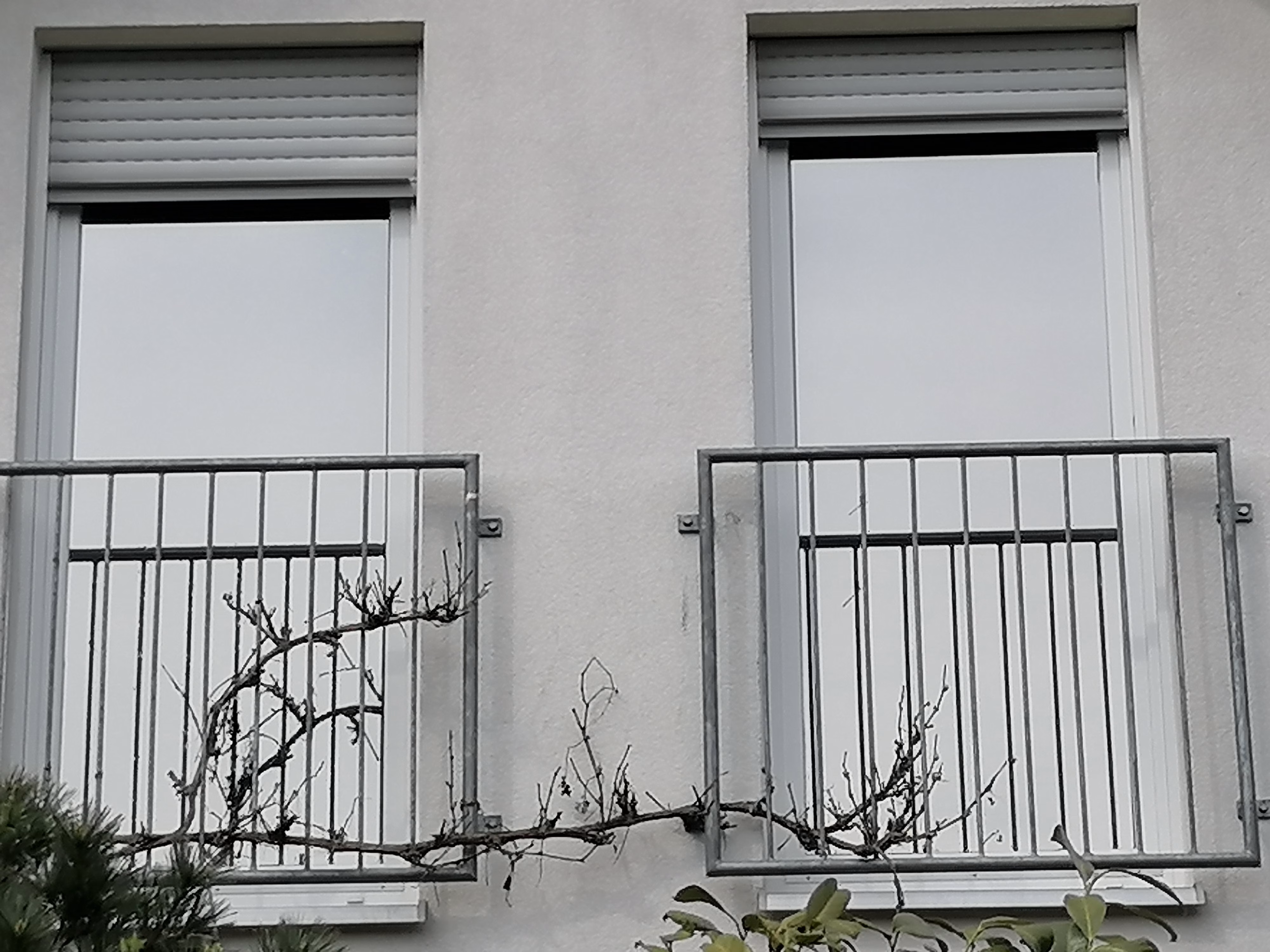 Außenansicht einer Hitzeschutzfolie silber mittel verspiegelt