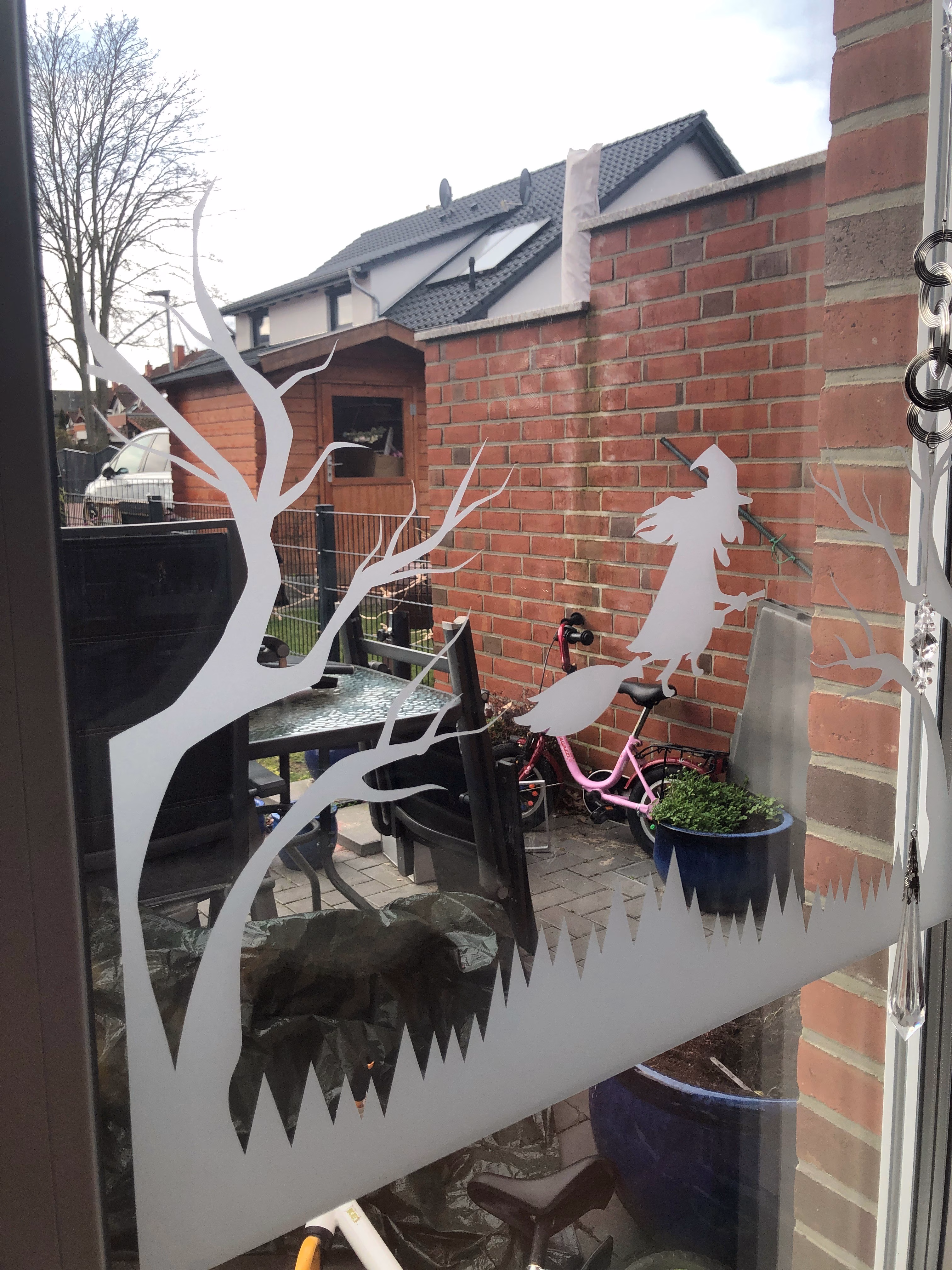 Glasdekor für Fenster, Hexenhaus