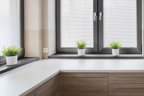 schwarzes Holz