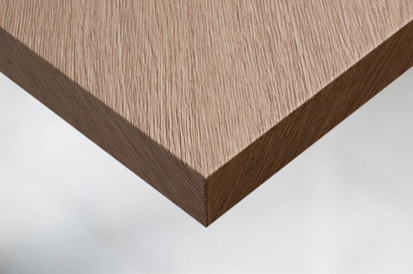 Eiche linear strukturiert