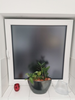 Sichtschutzfolie wie angeätztes Glas im Bad