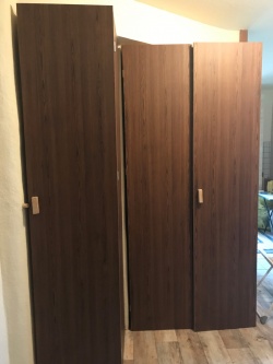 Akazie, Klebefolie in Holzoptik