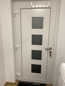 Hautür Sichtschutzfolie Satinatooptik