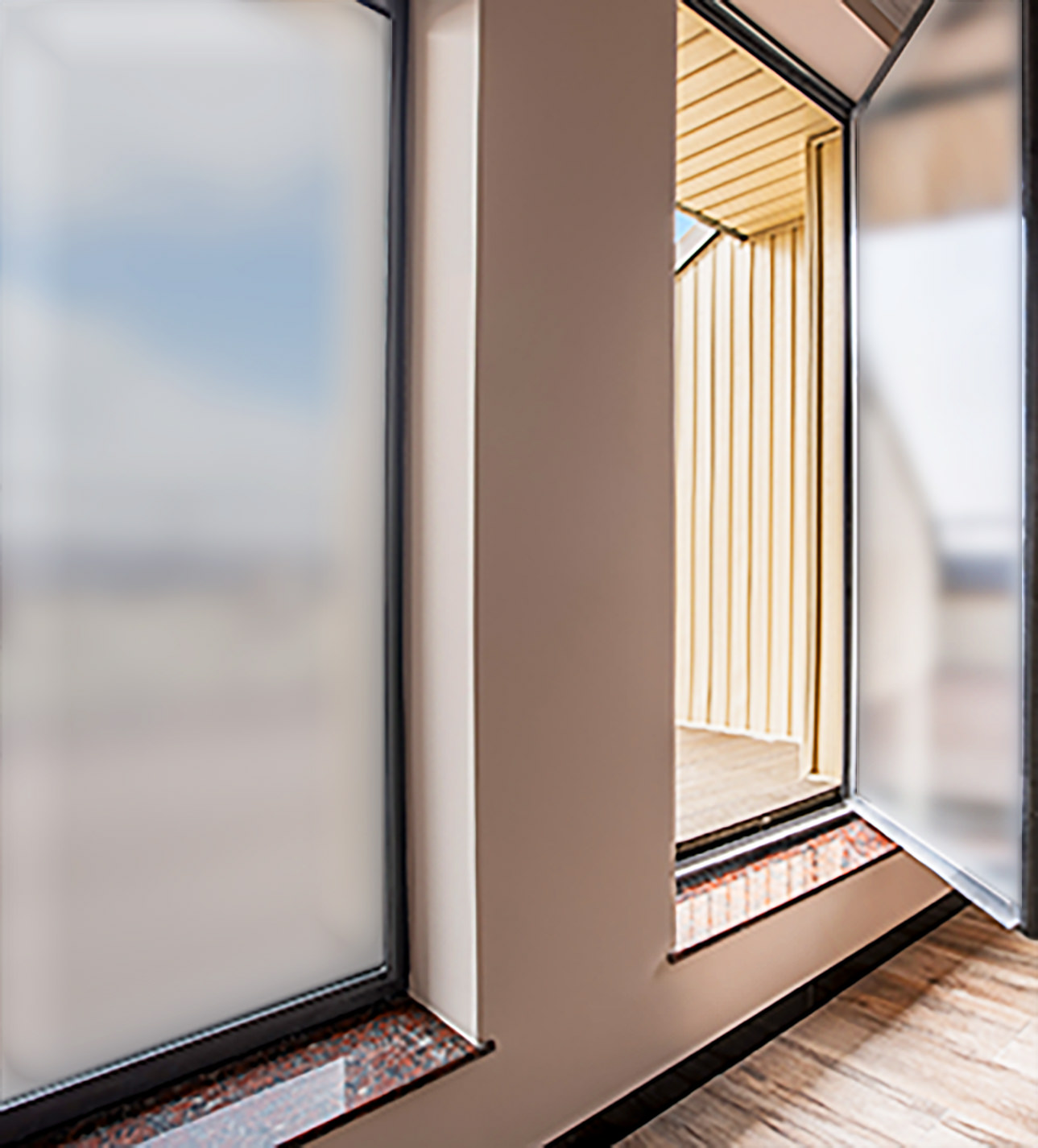 Sichtschutz Folie Fenster mit Sonnen Motiv, 45,5 cm hoch -  Österreich