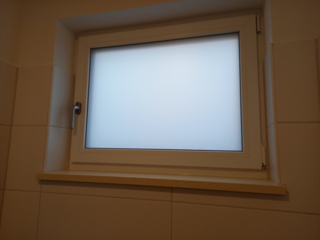 Fensterfolie in der Optik wie Milchglas