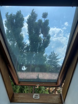 Dachfenster mit Hitzeschutzfolie silber mittel verspiegelt